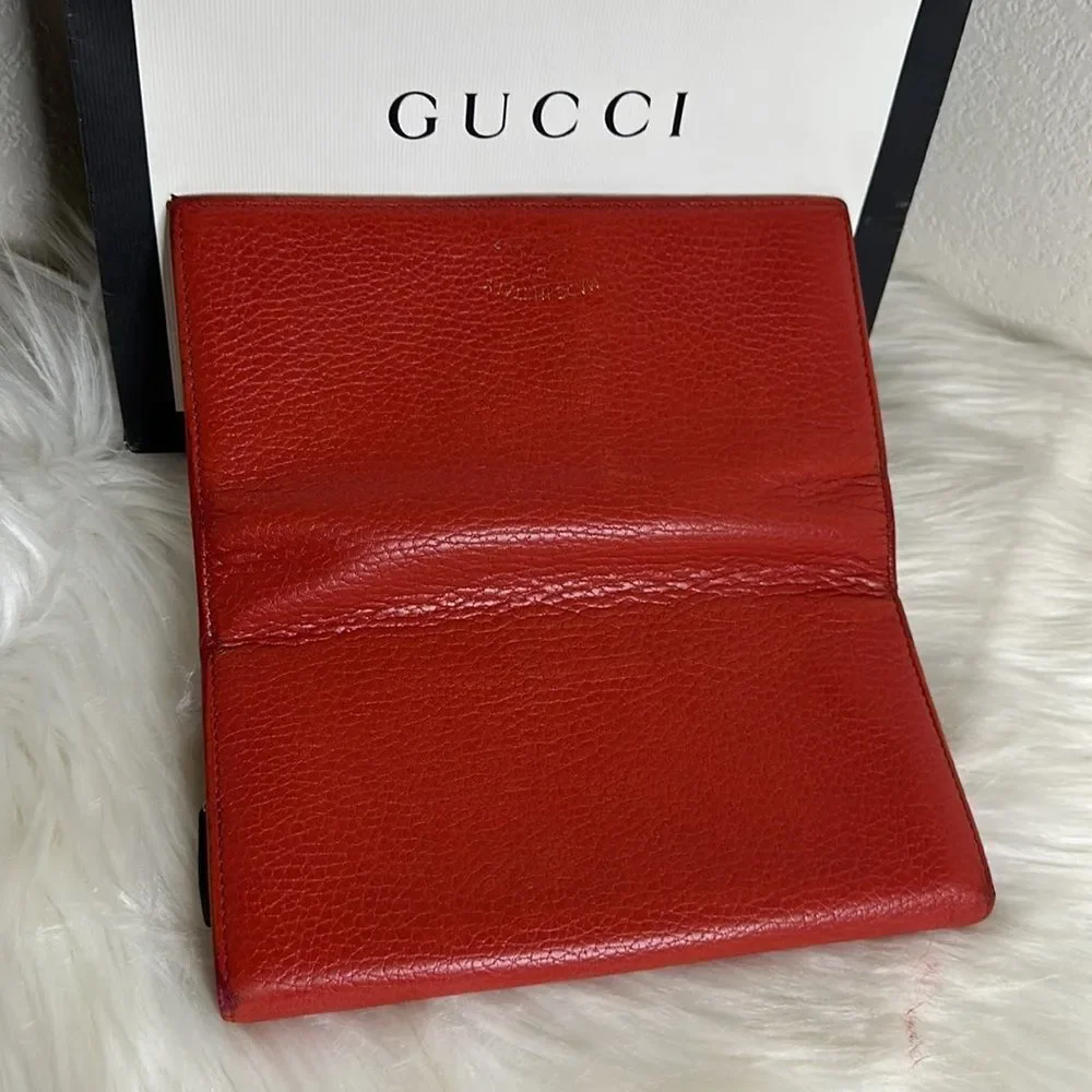 💯Authentic Gucci Leather Long Wallet🍀